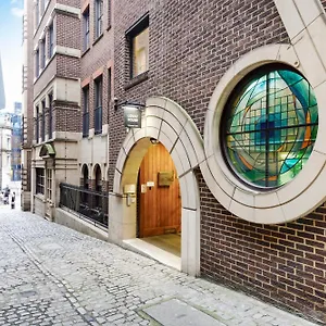  Appart hôtel Monument Serviced By Lovelystay